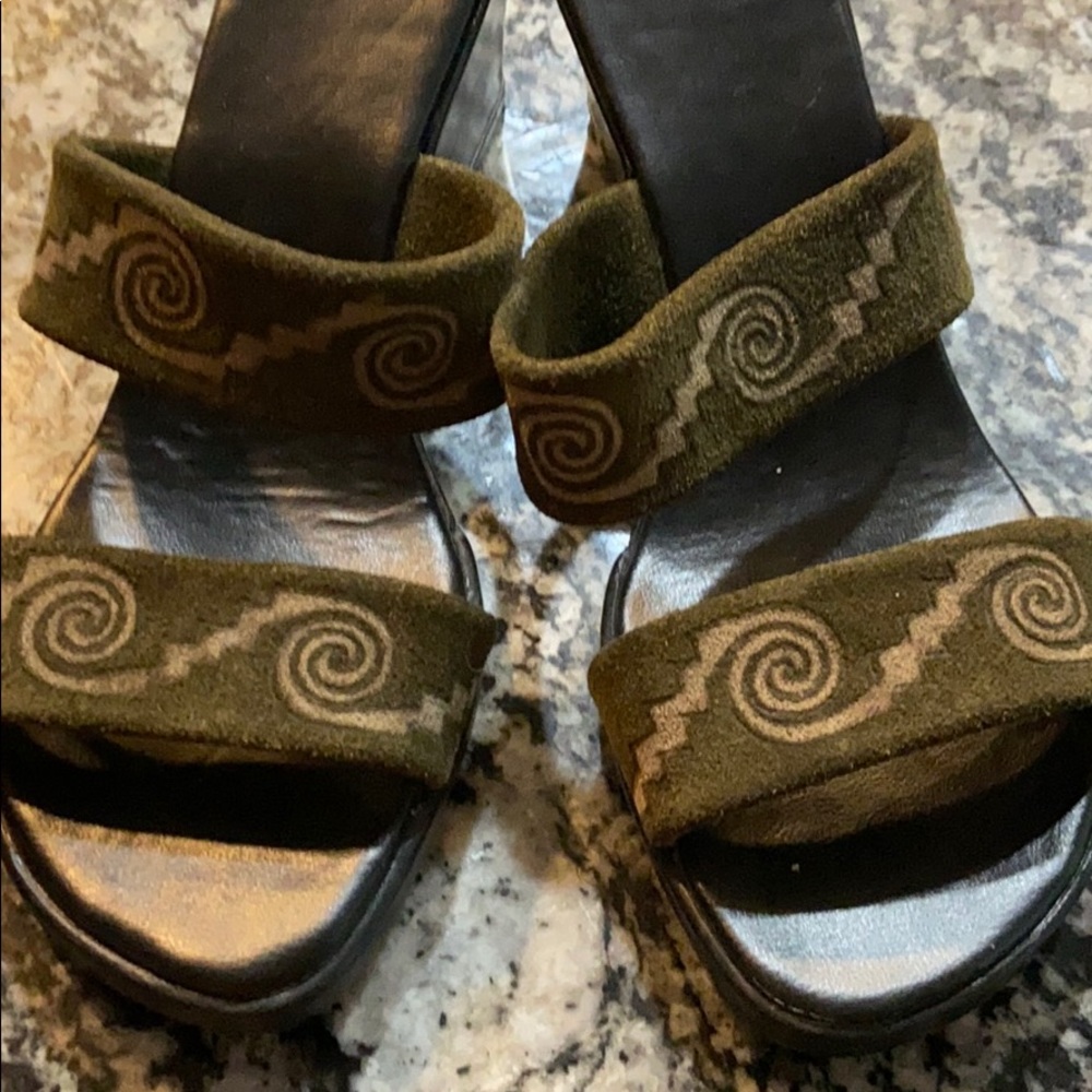 Gioia slip-on shoes size 8